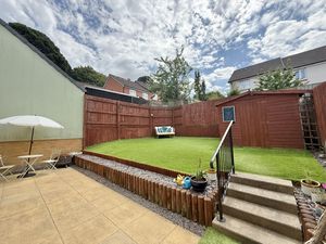 Photo 25- click for photo gallery